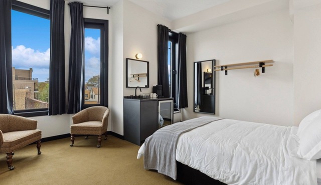 Logan Square SRO Hotel in Chicago