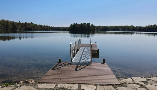 Loons Landing - Relax on the lake, your perfect Traverse City retreat.
