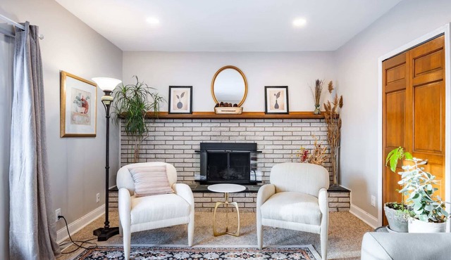‼️Lovely Ann Arbor Retreat Near Parks & Shops
