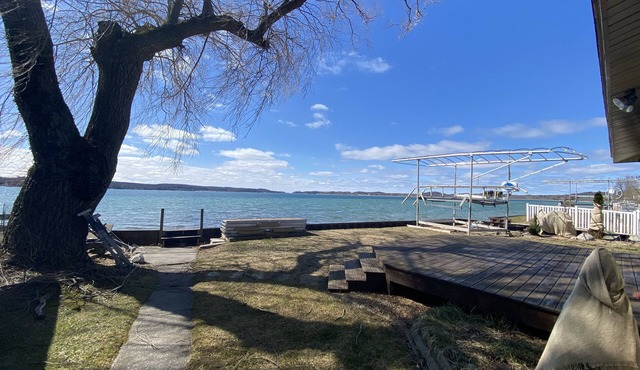 M-22 Lakefront Property in Onekama with amazing Sunsets!
