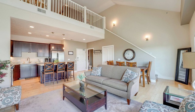 Marina, Pool & Balcony: Modern Spring Lake Condo