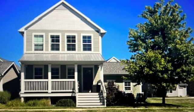Meet Me at the Beach-4BD/3.5 Bath-Across street from Golf/Lake/Jean Klock Beach