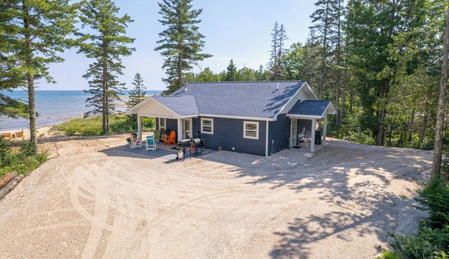 Michicove: Summer on the Shore – Swim, Sun, and Unwind at Michicove