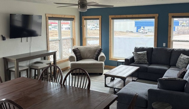 Mill Street Upper Apartment