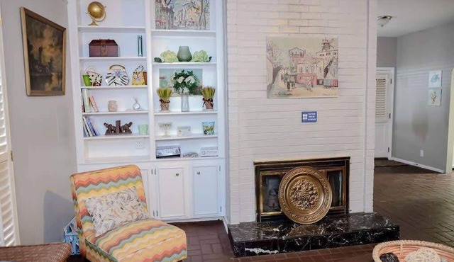 Mins to Downtown, Parks,& ASU - Courtyard Retreat