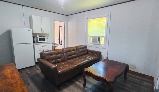 Motel Room 3 with Bar & Grill and Laundromat