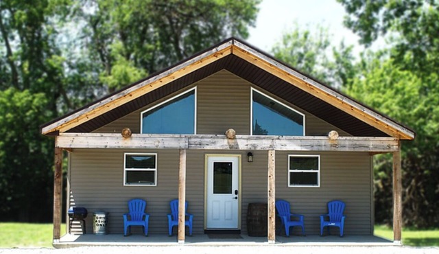 MUDDY SIDE UP - 3 Bedroom, 2 Bath Villa w/Vaulted Ceiling