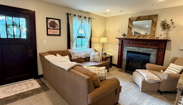 NEW! Charming 4-bedroom house steps away from White Lake in Whitehall!