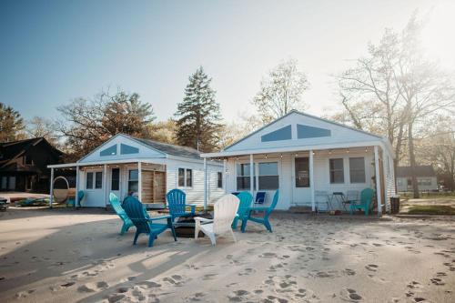 New renovated bathroom & new roof - Lake Huron 5