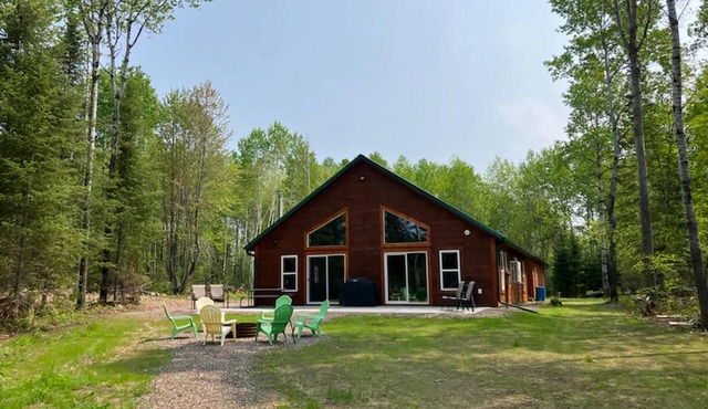 Newer Construction Cabin - Waterfront, Wooded, on ATV/Snowmobile trails in Phillips