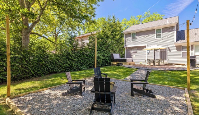 Newly Renovated 5BR/3.5BA w/Hot Tub & Fire Pit