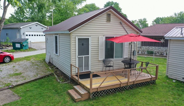 Paradise Cove Lakeside Cottages