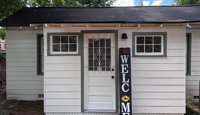 Peaceful cottage in quaint Columbus, GA.