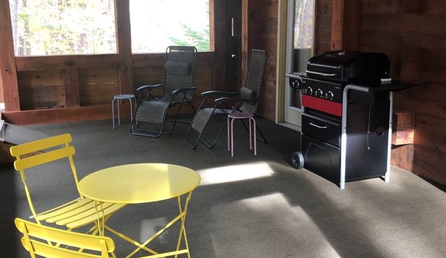 Peaceful Couples Getaway in Lake Superior Forest