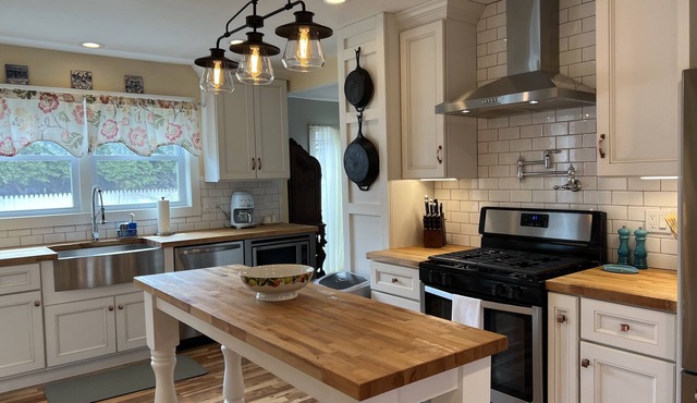 Perfect In-Town Bungalow