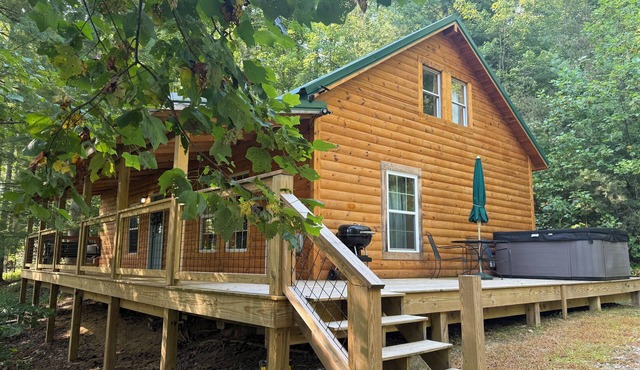 Perfect Spring Getaway: Natural Bridge Cabin Stay in Campton