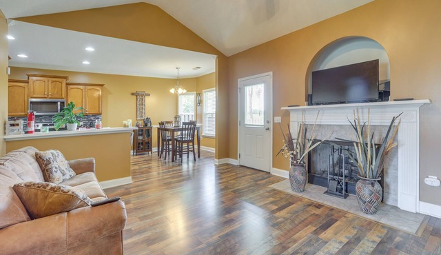 Pet-Friendly Home w/Fenced Backyard in Moundville