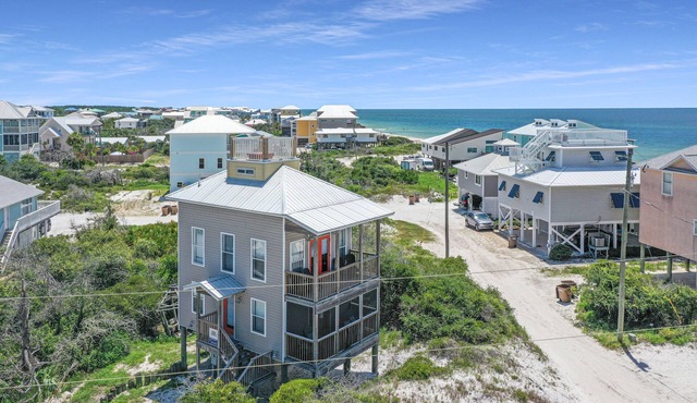 Pet Friendly - Steps From Beach - Narrow Escape in Cape San Blas
