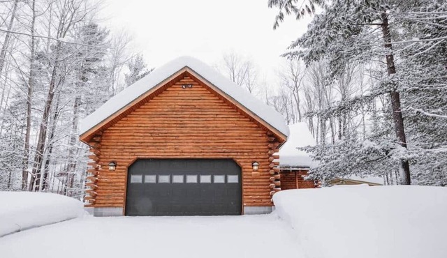 PineHaus - Game Room, Fireplace, Private Sauna