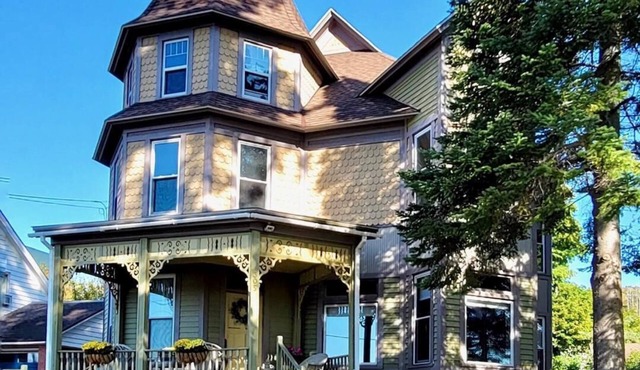 Plan for summer fun and fall color viewing. Plenty of room for the family.