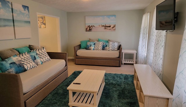 Plenty of Space 35 Minutes From Atlanta Sleeps 20+