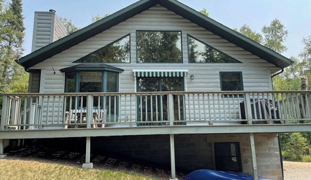 Private cabin on pristine lake with prize fishing! in Nevis