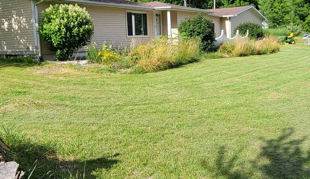 Private Country Escape on 5 Acres, Fast Wi-Fi, 15 Min to Lake Michigan