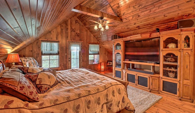 Quiet + Rustic Cabin with Fire Pit on 20 Acres! in Mammoth Spring