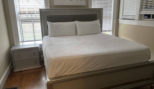 Relaxing Lenox Monthly Stay