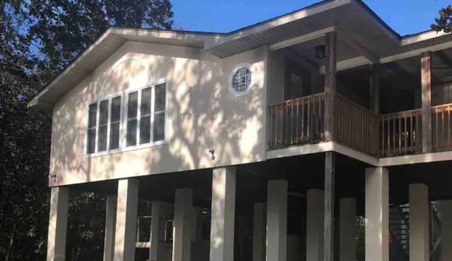 River Front Villa w/Boat Slip in Gulfport