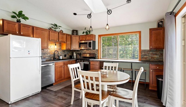 Riverfront Cabin Incredible for Outdoor Enthusiasts with Kayaks in Hessel, Michigan