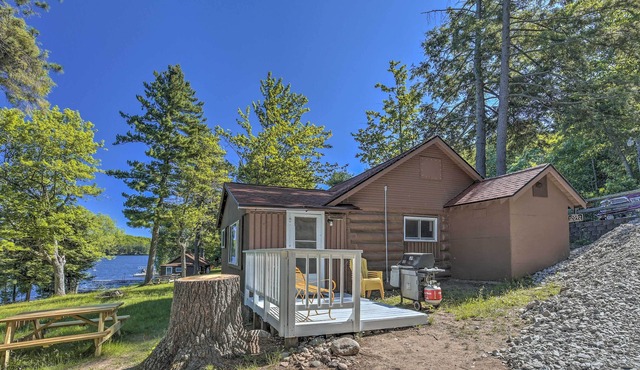 Rustic Cabin Living: Weekly Rental Friday-Friday