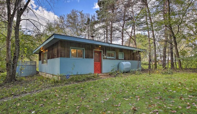 Rustic Cottage with Fire Pit & Private Yard!