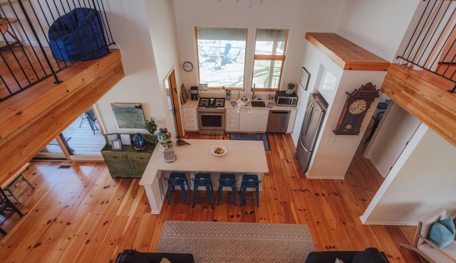Samsara Lake House | 5BR Michiana, Walk to Beach, Sleeps 12
