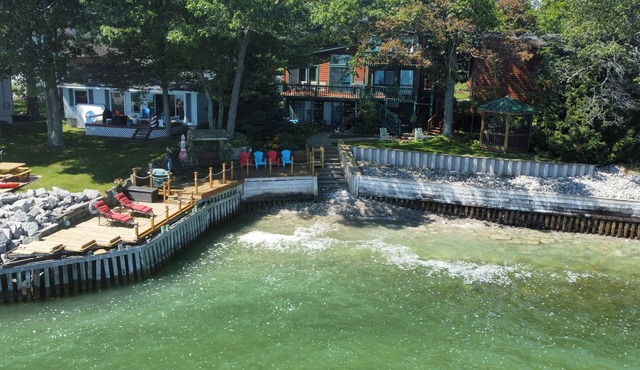 Schmidt's Cove - Incredible Private Lakefront Studio Apartment on Lake Huron!