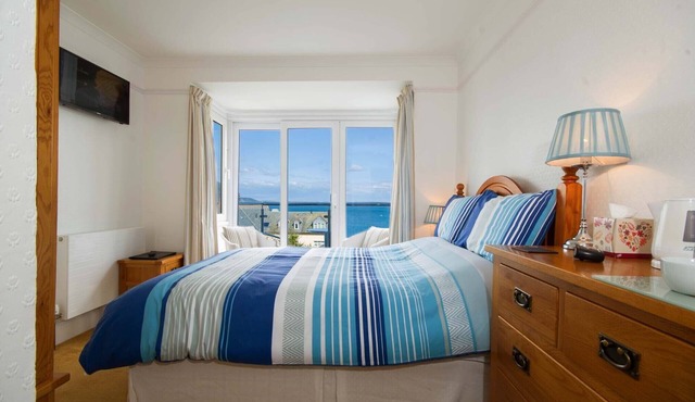 Seaview in Looe