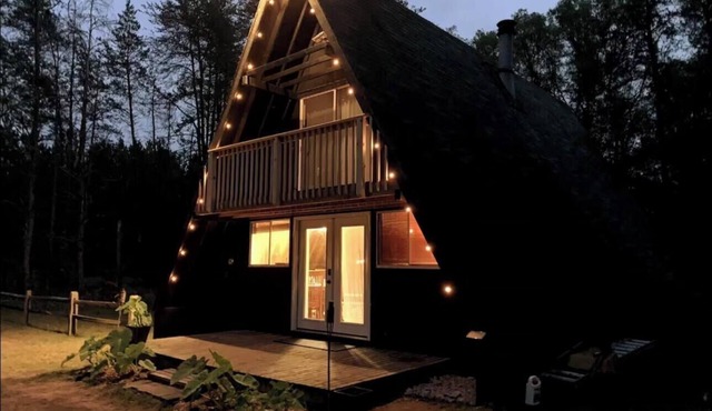Secluded A-frame Loft Cabin on Lincoln Hills Trails Firepit ATV Friendly! in Irons