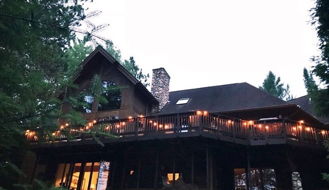 Secluded Luxury Cabin Retreat On The "Ausable National Scenic River"