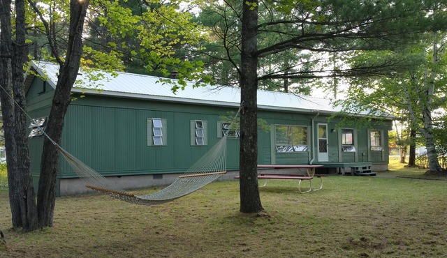 Secluded Retreat w/river access near Lake Superior Beach and Pictured Rocks