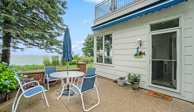 Sleepy Hollow Beach Resort, Villa F – Family Fun on Lake Michigan!