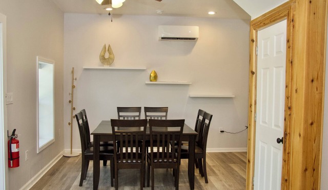 Smokey Mountain Getaway Gold Villa + View Private in Hartford