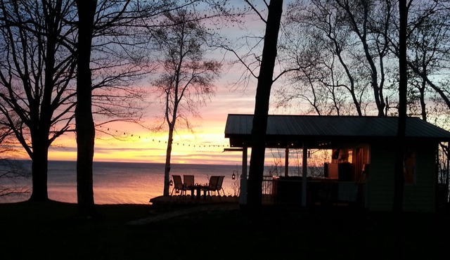 Soothing Superior Sunset Views
