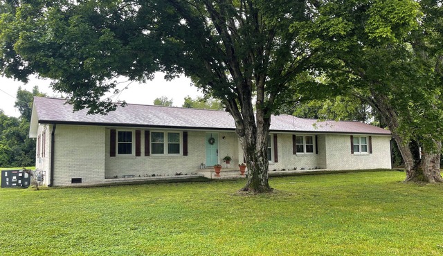 Spacious 4-br/3ba home in marvelous Waverly. Boasting a lg yd with a small creek