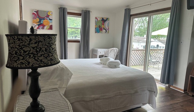 Spacious 5-bedroom house in wonderful Toledo with AC, heating and pool