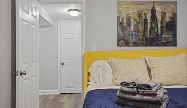 Spacious 5BR 2BA Berwyn Home in Berwyn