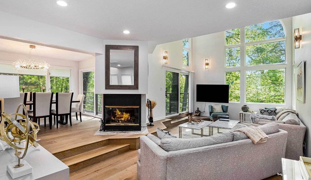 Spacious Baroda Home w/ Decks & Lake Access!