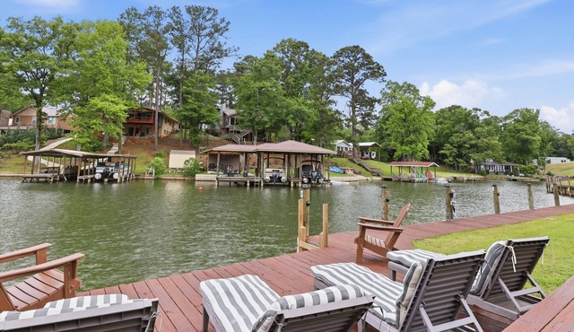 Spacious lakefront villa in Jackson’s Gap with private water access, outdoor living, and room for up to 20 guests—perfect for families, groups, and Auburn weekends.
