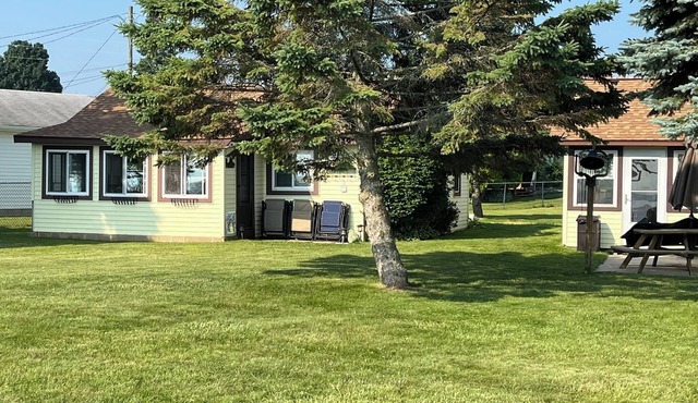 Stay At The Lake Cottage