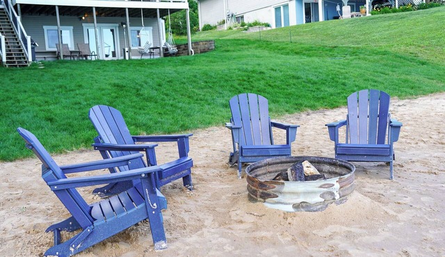 Stella Place at Lost Lake