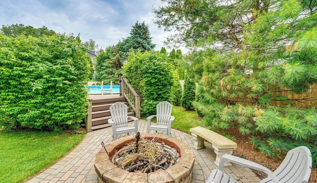 Sterling Heights Getaway w/Fire Pit!